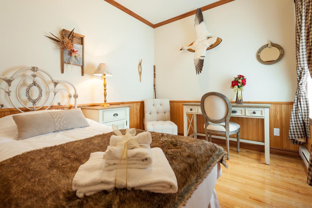 Gite Le Royal Champetre B&B Boischatel Room photo