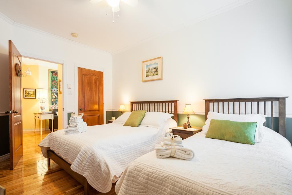Gite Le Royal Champetre B&B Boischatel Room photo