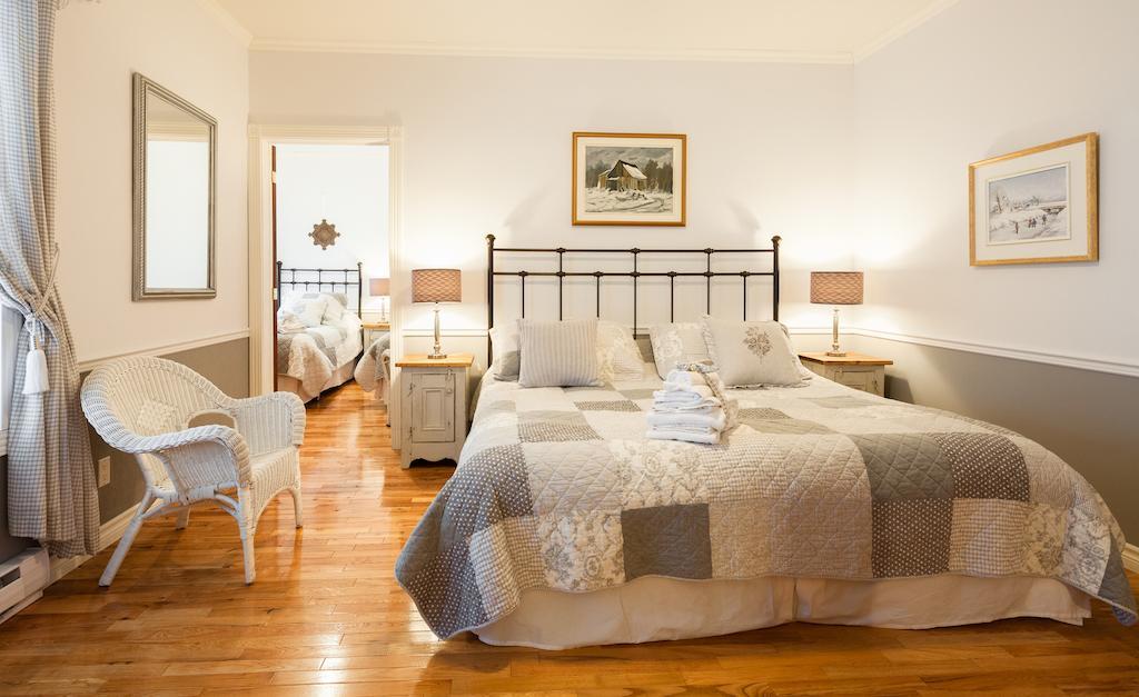 Gite Le Royal Champetre B&B Boischatel Room photo