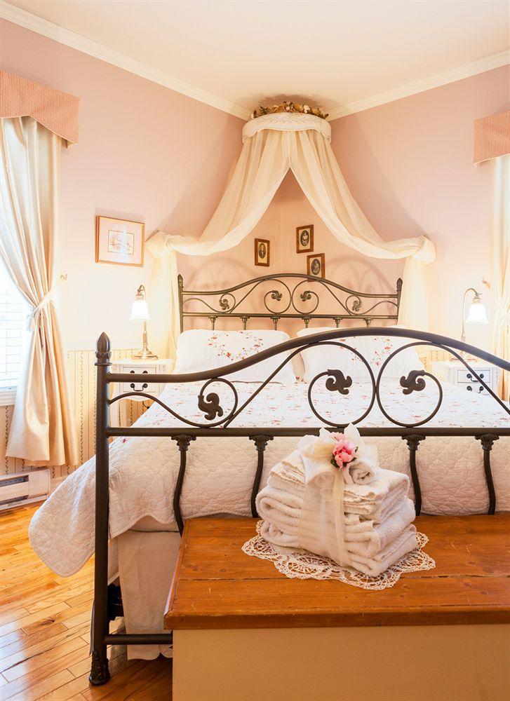 Gite Le Royal Champetre B&B Boischatel Exterior photo